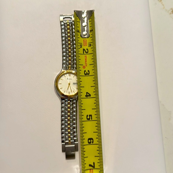 Bulova watch, beautiful two-toned. - Picture 11 of 11